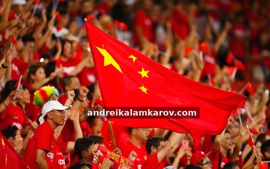 悟空体育 从青训教练到解说席：一个战术板画了二十年的老球迷故事
